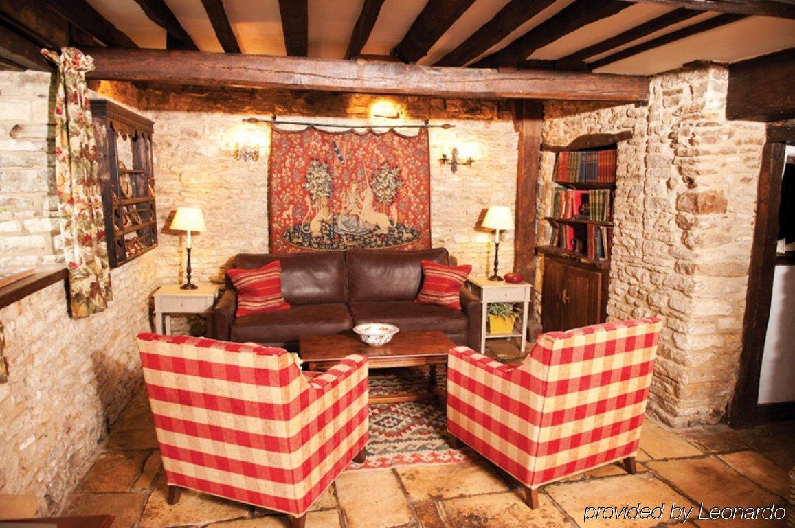 Old Swan Hotel Witney Bagian luar foto